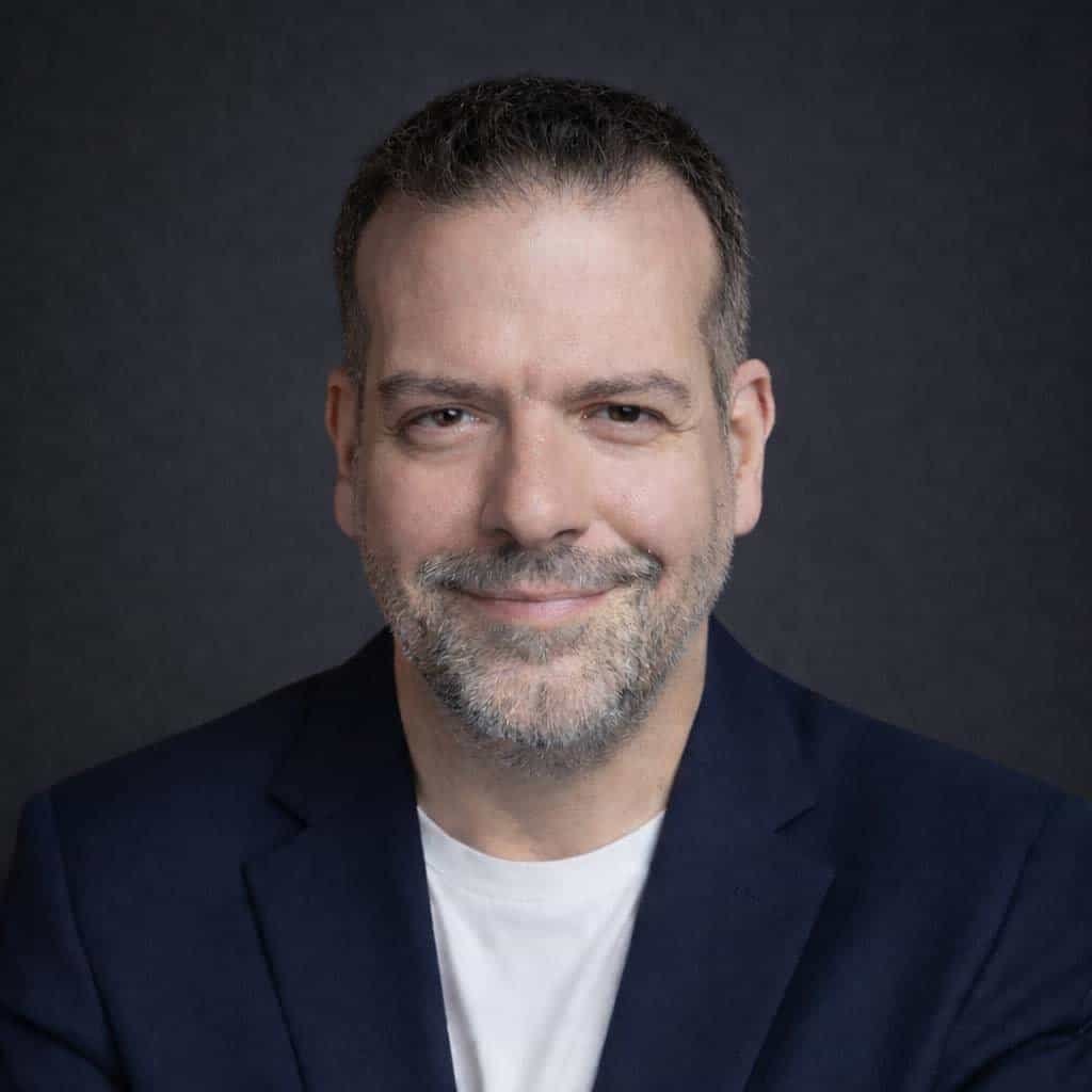 Jean-Luc Benazet, founder of Visual Network — Cambridge-based AI consultant